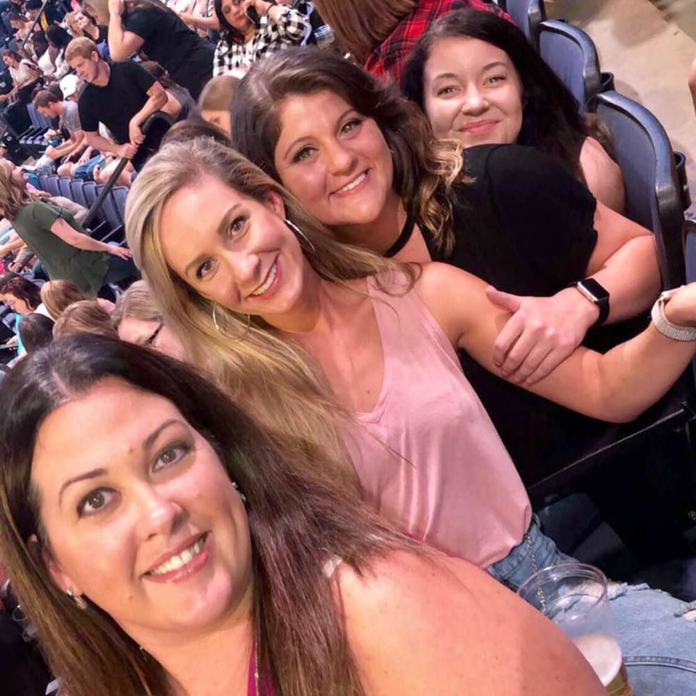 Meet your Posher, Shelby